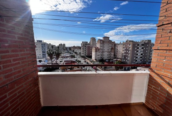 Resale - Apartment - Torrevieja - Nueva Torrevieja