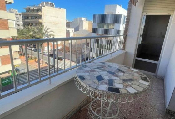 Resale - Apartment - Torrevieja