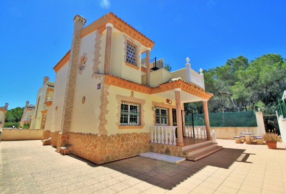 Resale - Detached Villa - Villamartin - Los Dolses