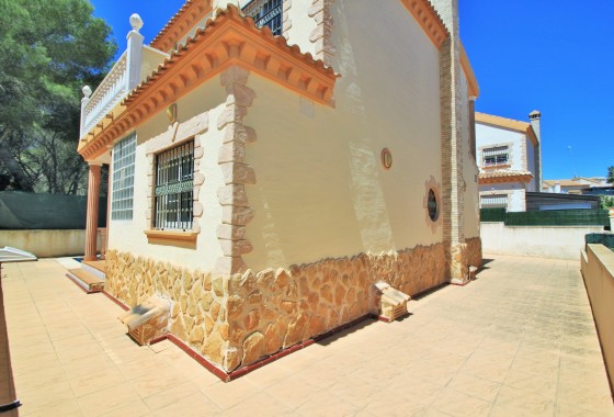 Resale - Detached Villa - Villamartin - Los Dolses