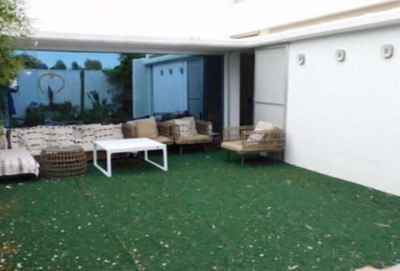 Resale - Detached Villa - Alicante