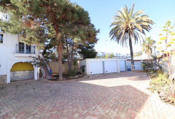 Resale - Detached Villa - Orihuela Costa - Los Dolses