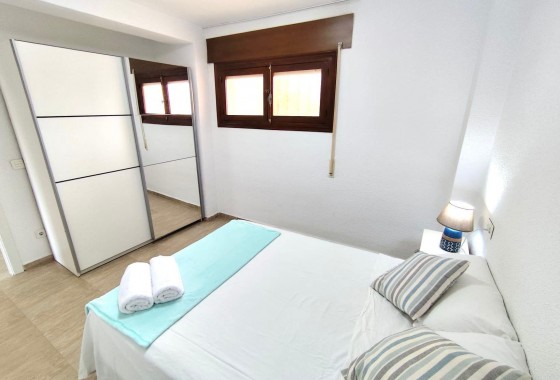 Resale - Apartment - Guardamar del Segura - Pinomar