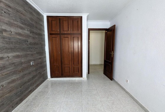 Resale - Apartment - Torrevieja