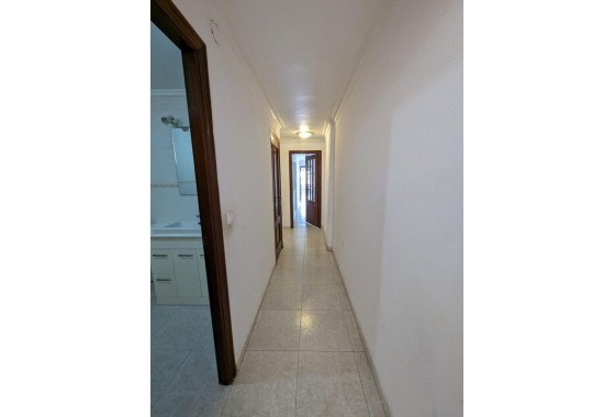 Resale - Apartment - Torrevieja