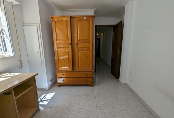 Resale - Apartment - Torrevieja