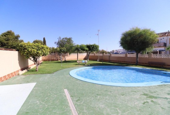 Resale - Bungalow - Orihuela Costa - Playa Flamenca Norte