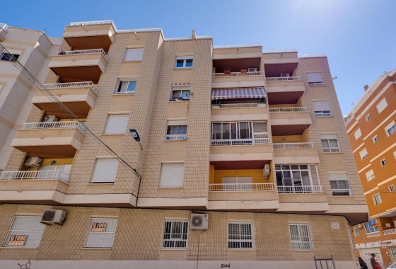 Resale - Apartment - Torrevieja