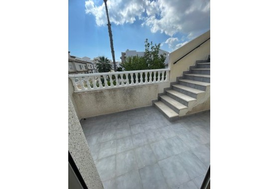 Resale - Townhouse - Orihuela Costa - Villamartin