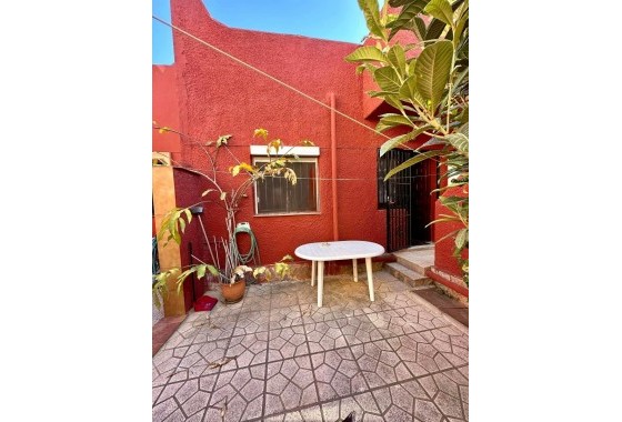 Resale - Bungalow - Torrevieja