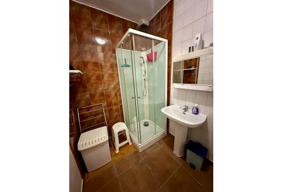 Resale - Bungalow - Torrevieja