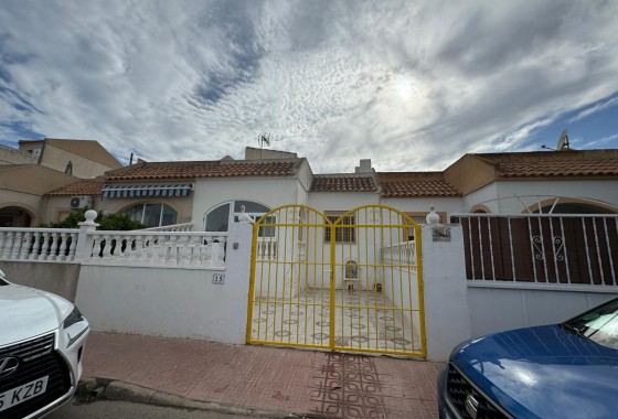 Resale - Townhouse - Torrevieja - Torretas