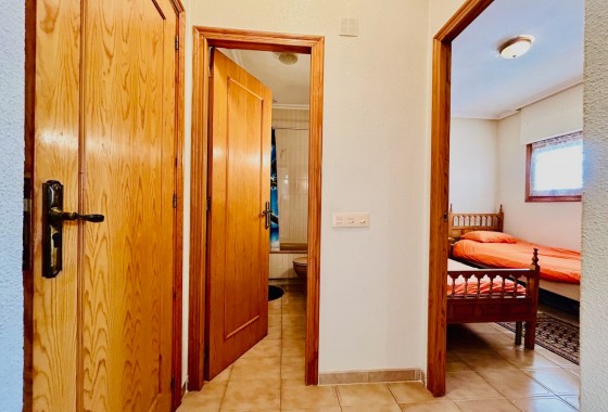 Resale - Apartment - Torrevieja - Punta prima