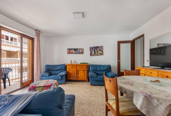 Resale - Apartment - Torrevieja - Acequion