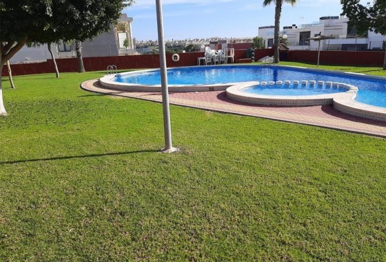 Resale - Bungalow - Orihuela Costa - PAU 26