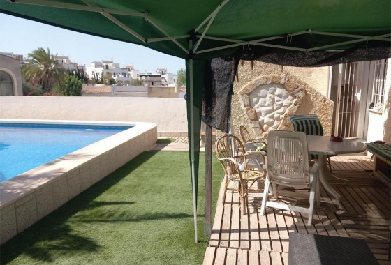 Resale - Detached Villa - Torrevieja - Los altos