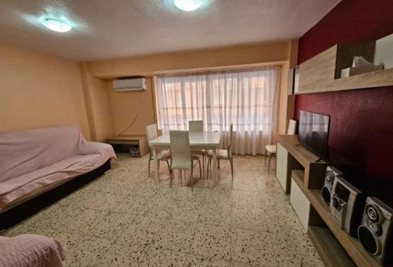 Resale - Apartment - Torrevieja - Playa del cura