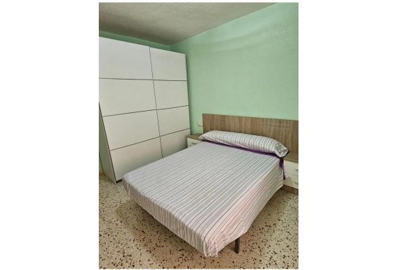 Resale - Apartment - Torrevieja - Playa del cura