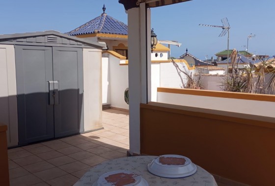 Segunda Mano - Bungalow - Torrevieja - Los altos