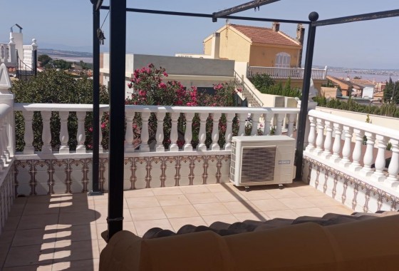 Resale - Bungalow - Torrevieja - Los altos