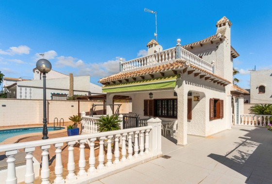 Revente - Villa - Orihuela Costa - La Zenia