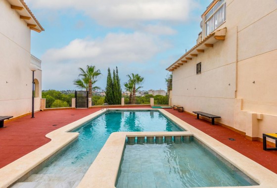 Resale - Apartment - Orihuela Costa - Campoamor