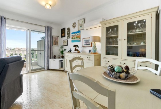 Resale - Apartment - Orihuela Costa - Campoamor