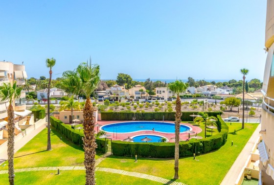 Resale - Apartment - Orihuela Costa - Campoamor