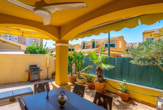 Resale - Townhouse - Orihuela Costa - Campoamor