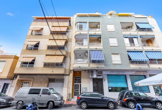 Resale - Apartment - Torrevieja - Centro