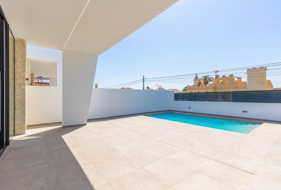 Obra nueva - Chalet - Torrevieja - Torreta florida