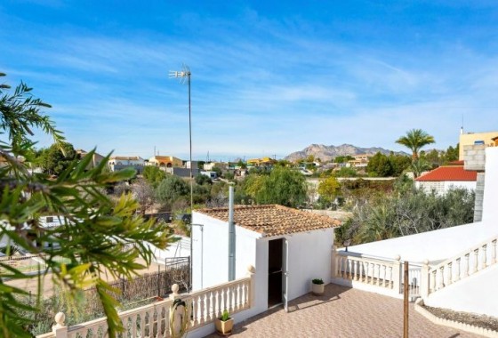 Resale - Detached Villa - Albatera