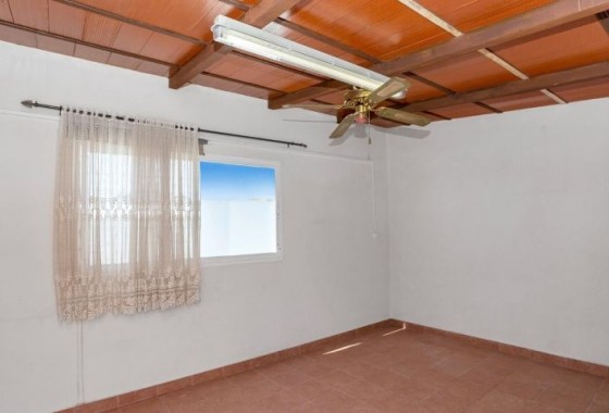 Resale - Detached Villa - Albatera