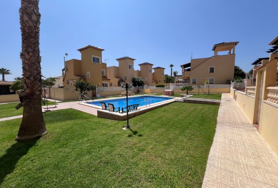 Resale - Detached Villa - Orihuela Costa - Villamartin