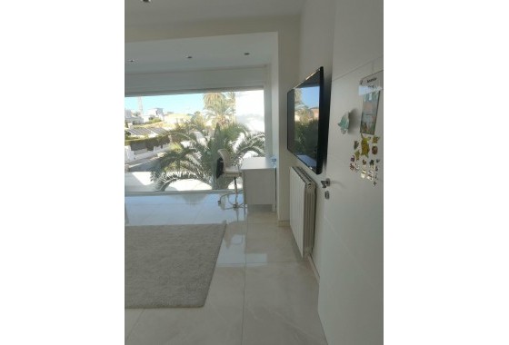 Resale - Detached Villa - Orihuela Costa - La Zenia