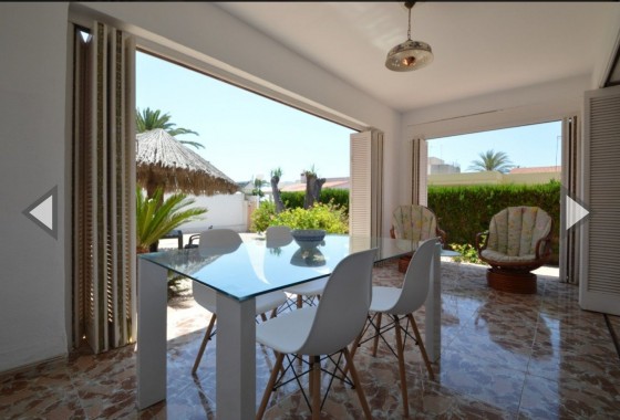 Resale - Detached Villa - Torrevieja - La veleta