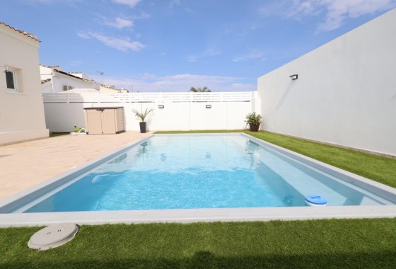 Resale - Detached Villa - Torrevieja - San Luis