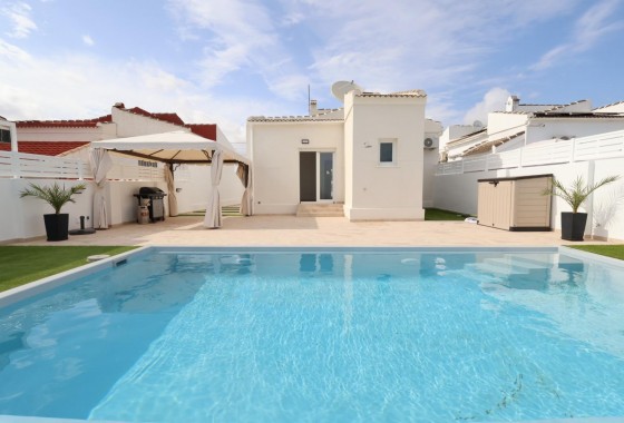 Resale - Detached Villa - Torrevieja - San Luis