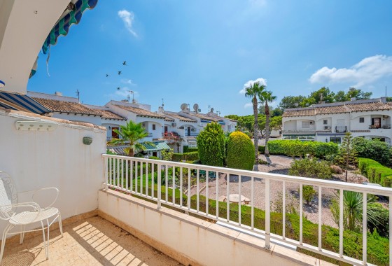 Segunda Mano - Adosado - Torrevieja - Lago jardin