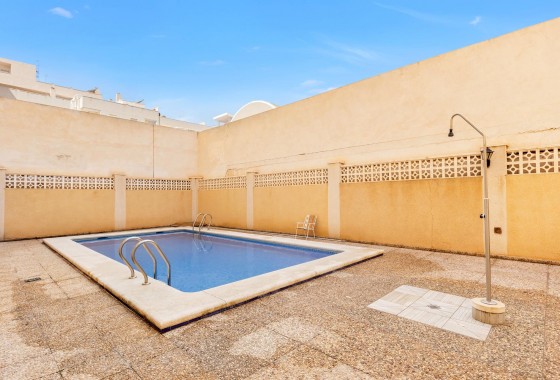 Resale - Apartment - Torrevieja - El molino