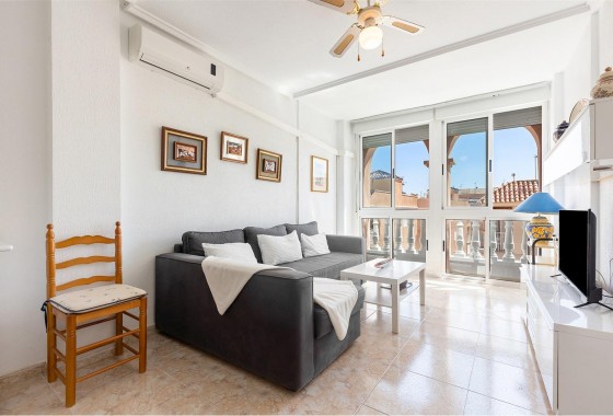 Resale - Apartment - Torrevieja - La Mata pueblo