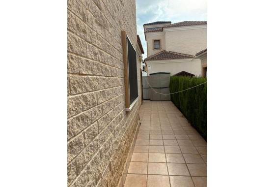 Resale - Detached Villa - Guardamar del Segura - raso