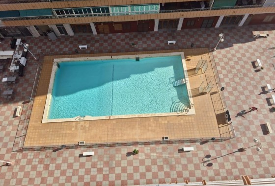 Resale - Apartment - Torrevieja - Acequion