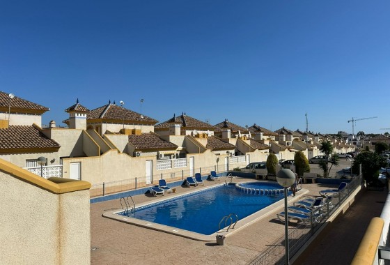 Segunda Mano - House - Townhouse - Villamartin - PAU 8