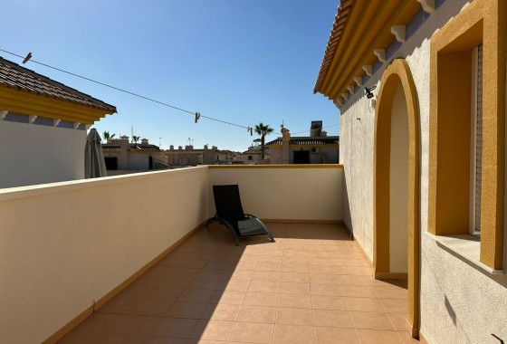 Segunda Mano - House - Townhouse - Villamartin - PAU 8