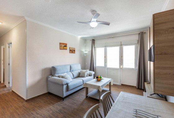 Resale - Apartment - Torrevieja - Estacion de autobuses