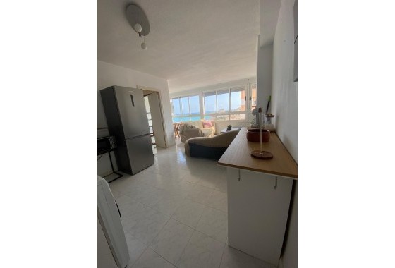 Resale - Apartment - Torrevieja - Cabo cervera