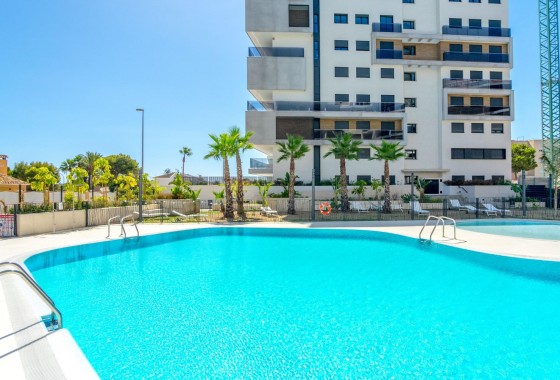 Resale - Apartment - Orihuela Costa - Altos de Campoamor