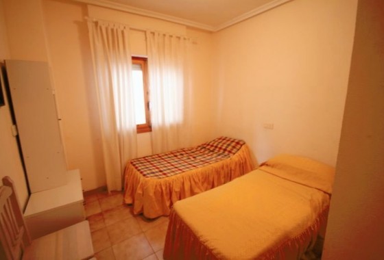 Resale - Bungalow - Orihuela Costa - Punta Prima