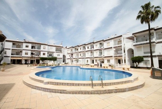 Resale - Bungalow - Orihuela Costa - Punta Prima